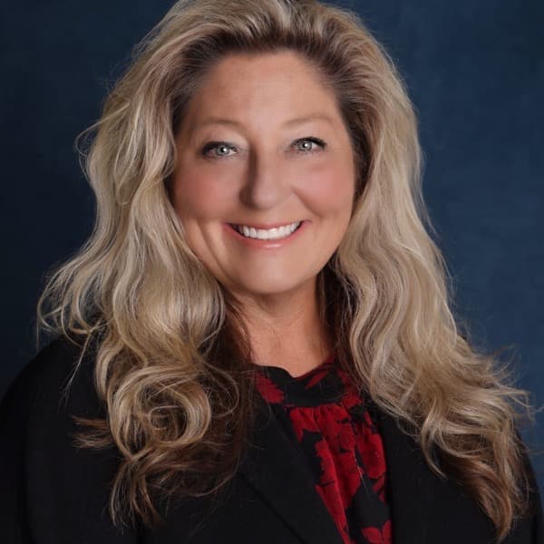 Mayor Lisa Landau